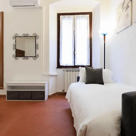 Apartment Santa Croce Cozy House Florence